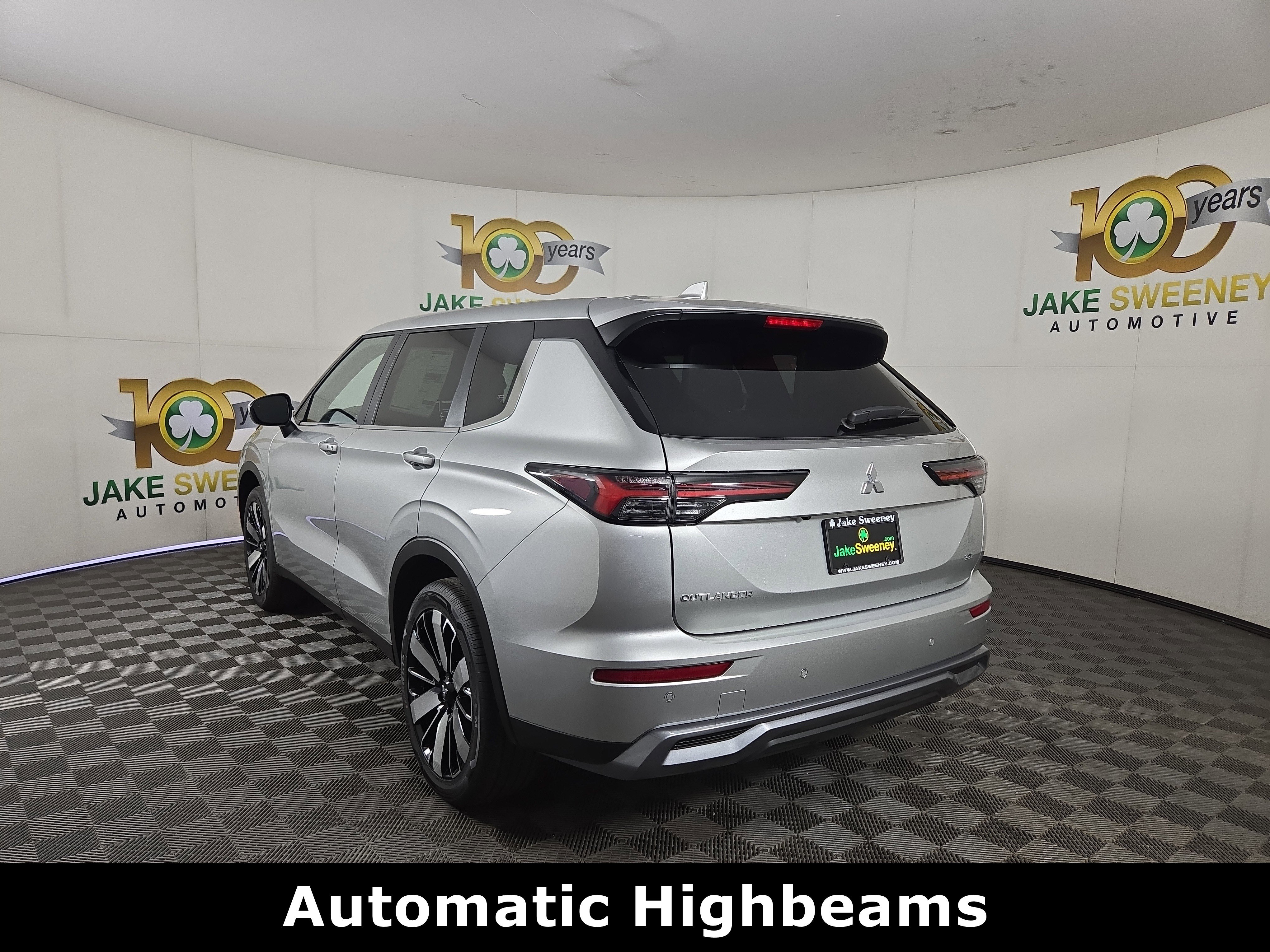 New 2026 Mitsubishi Outlander SE AWD/4WD image 5
