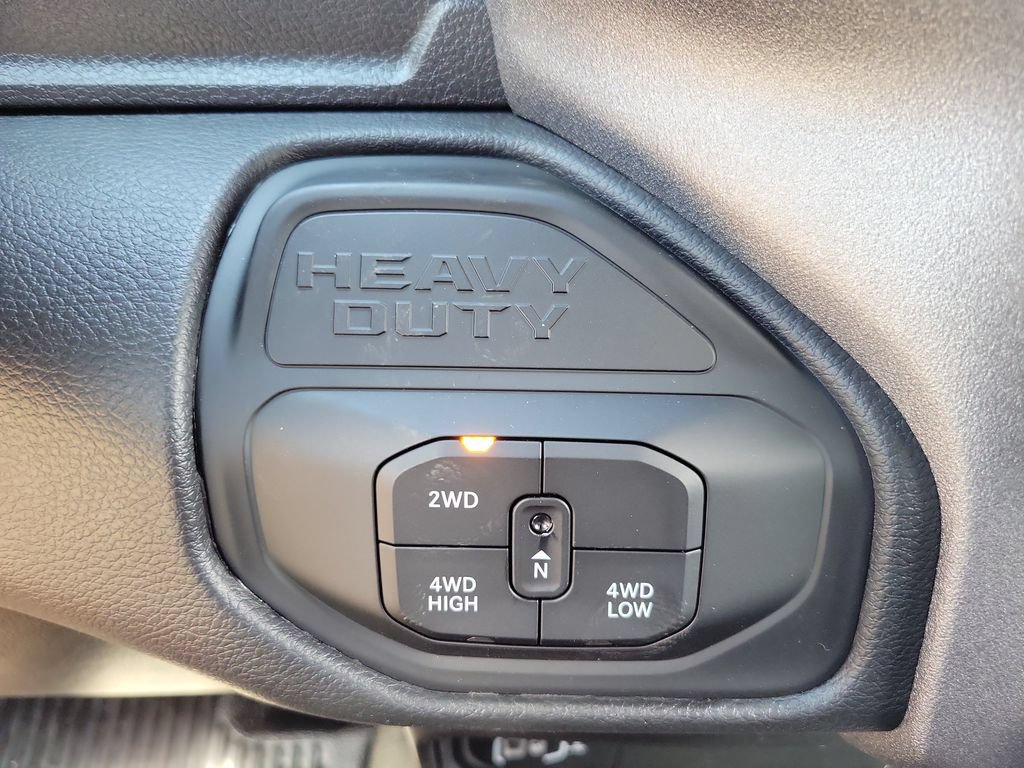 New 2026 RAM 3500 Tradesman AWD/4WD image 39