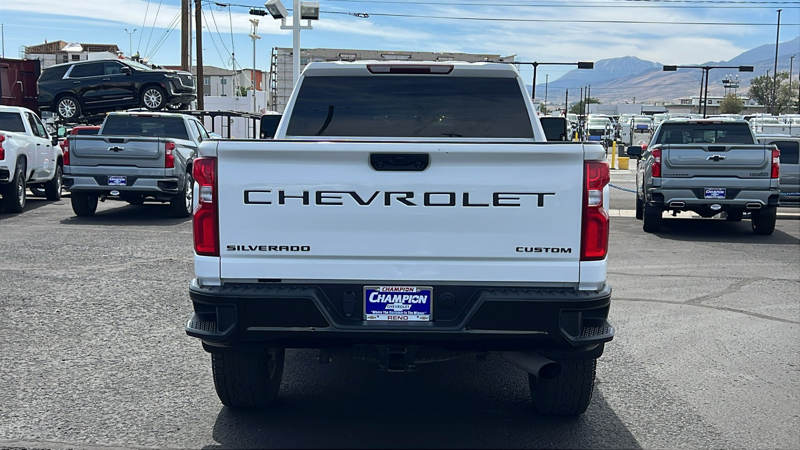 Used 2021 Chevrolet Silverado 2500 Custom w/ Custom Convenience Package AWD/4WD image 6