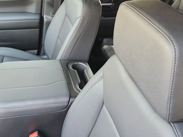 Used 2026 Chevrolet Suburban Z71 w/ Comfort Package image 20