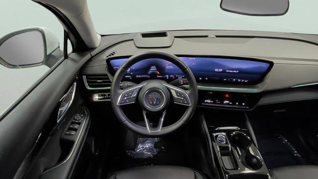 Used 2025 Buick Envision Preferred AWD/4WD image 12