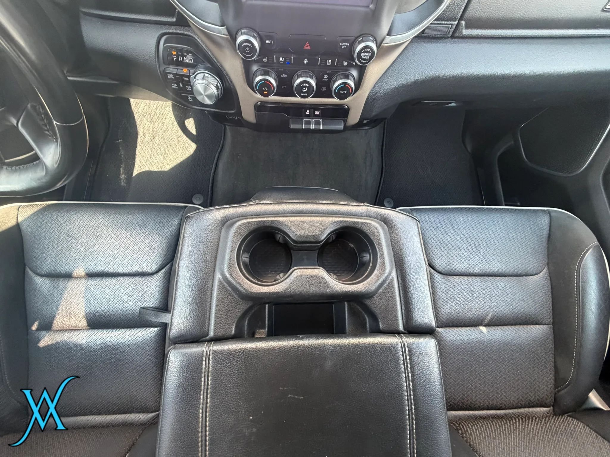Used 2022 RAM 1500 Laramie AWD/4WD image 26