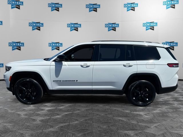 Certified 2023 Jeep Grand Cherokee L Laredo AWD/4WD image 3