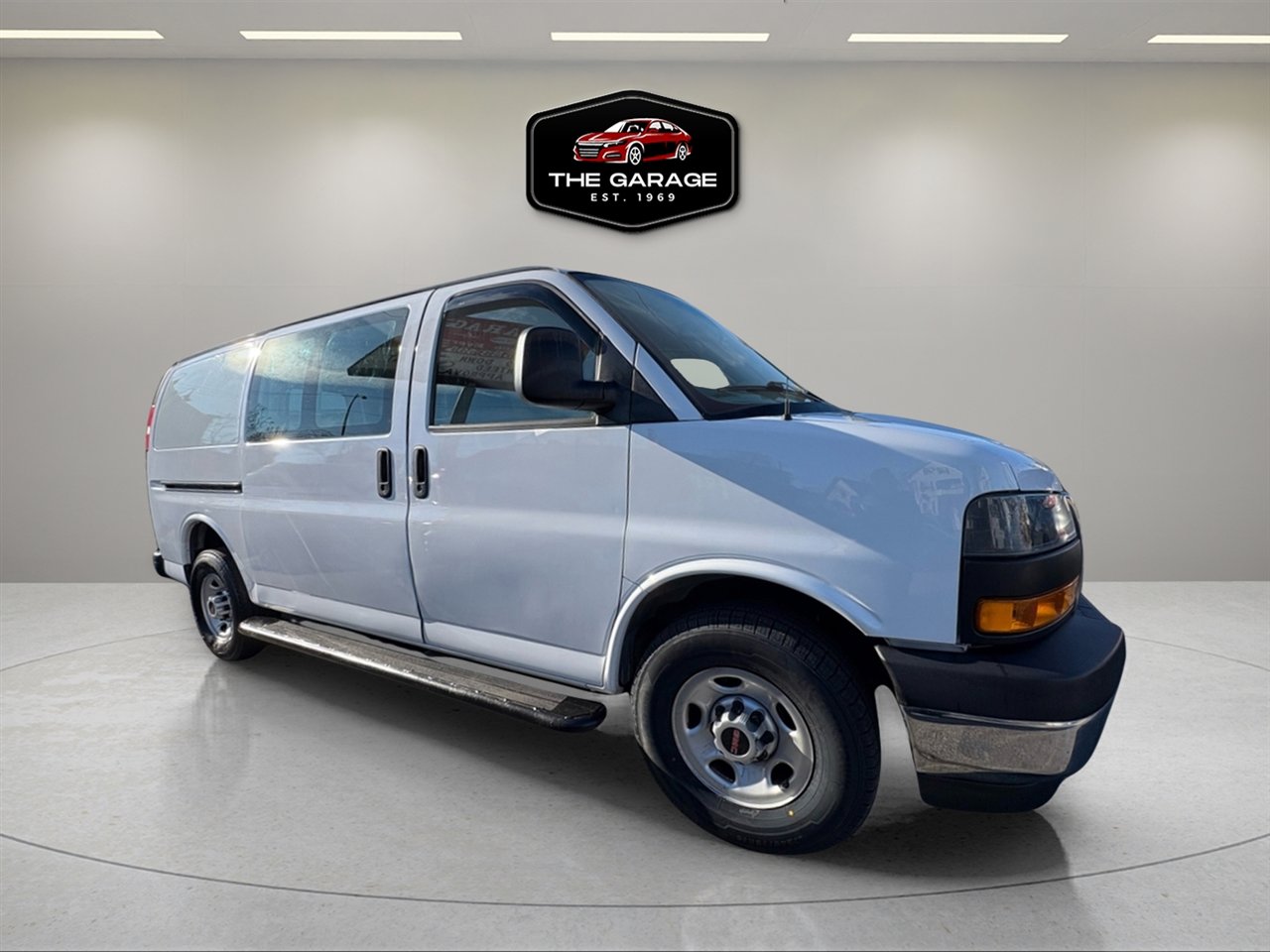 Used 2019 GMC Savana 2500 2500 135 w/ Driver Convenience Package image 8