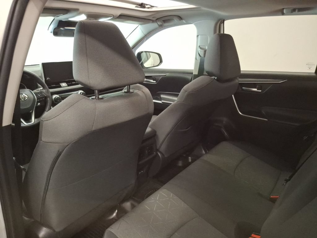 Used 2023 Toyota RAV4 XLE w/ Convenience Package AWD/4WD image 15