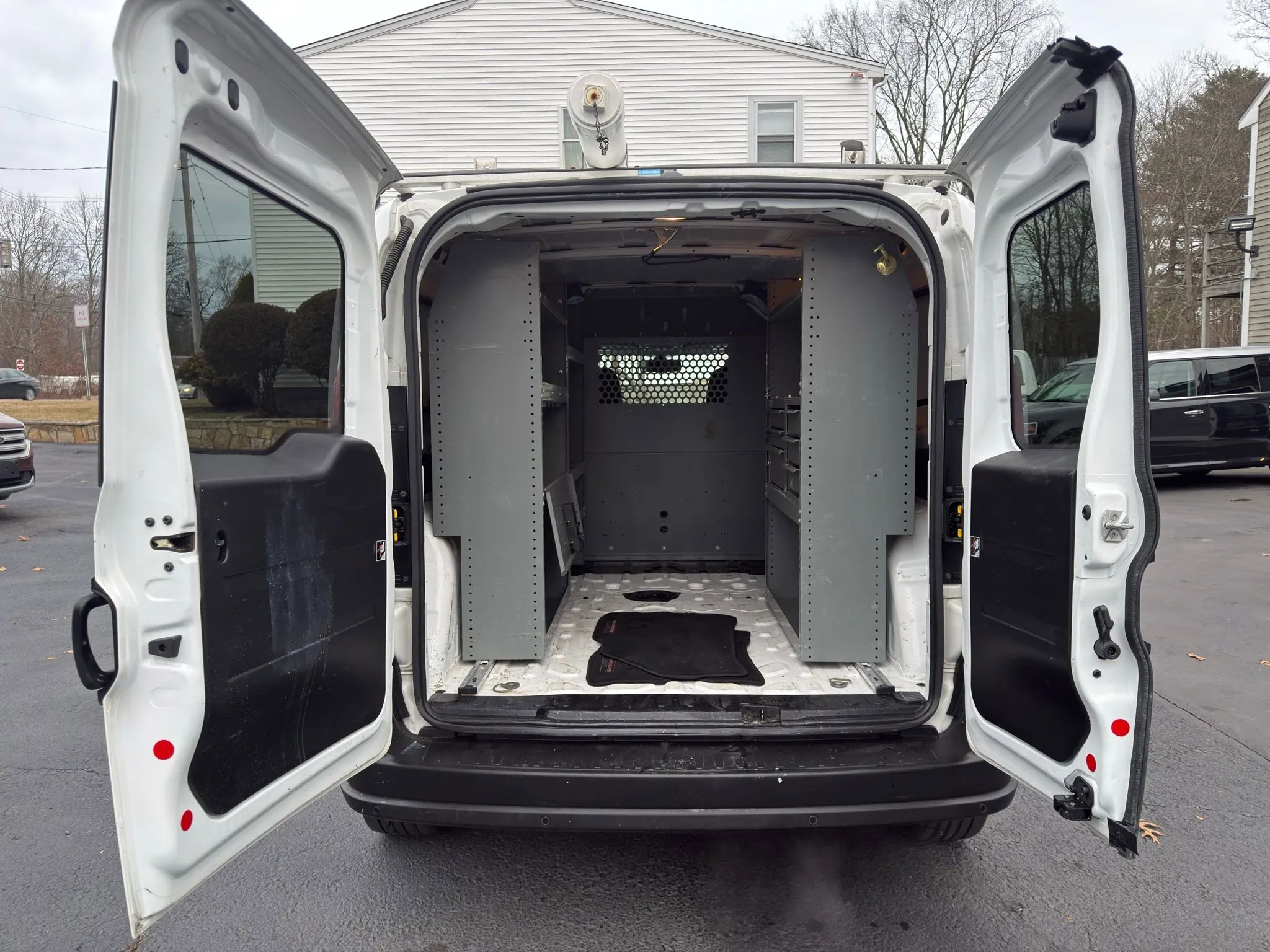 Used 2018 RAM ProMaster City Tradesman image 14