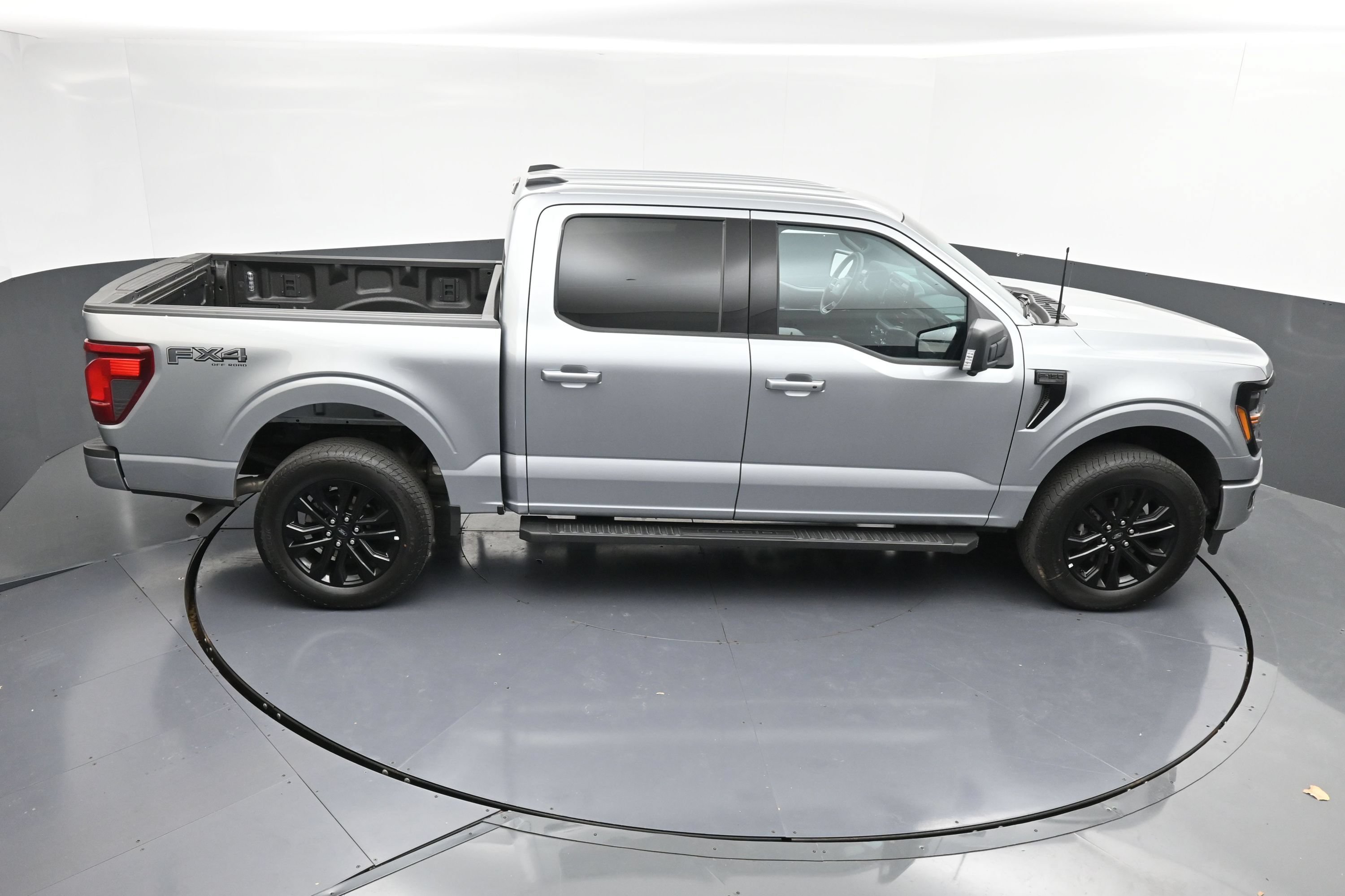 Used 2026 Ford F150 XLT w/ Equipment Group 302A MID AWD/4WD image 39