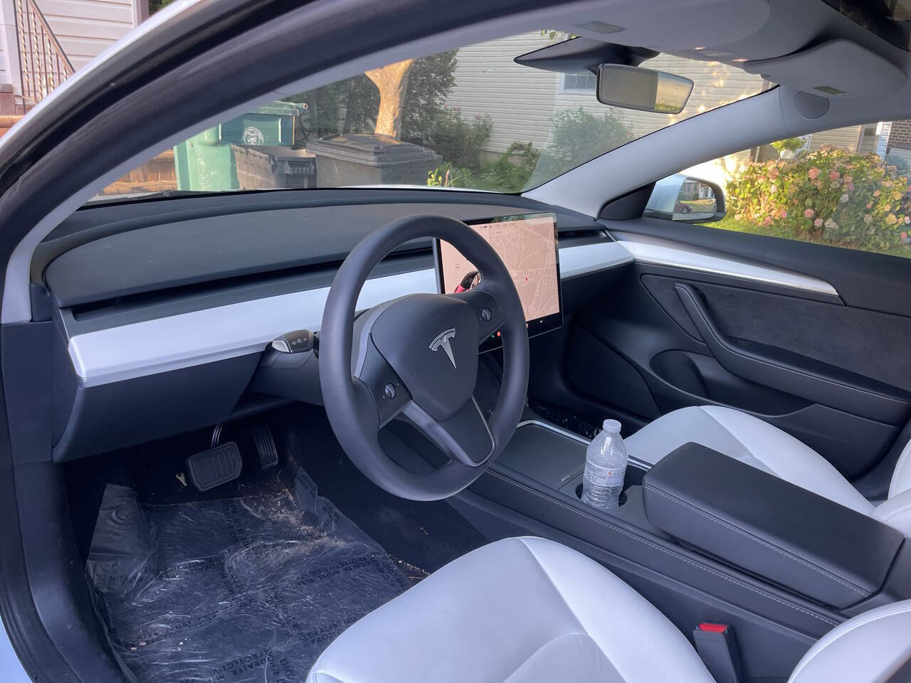 Used 2023 Tesla Model 3 Standard Range image 9