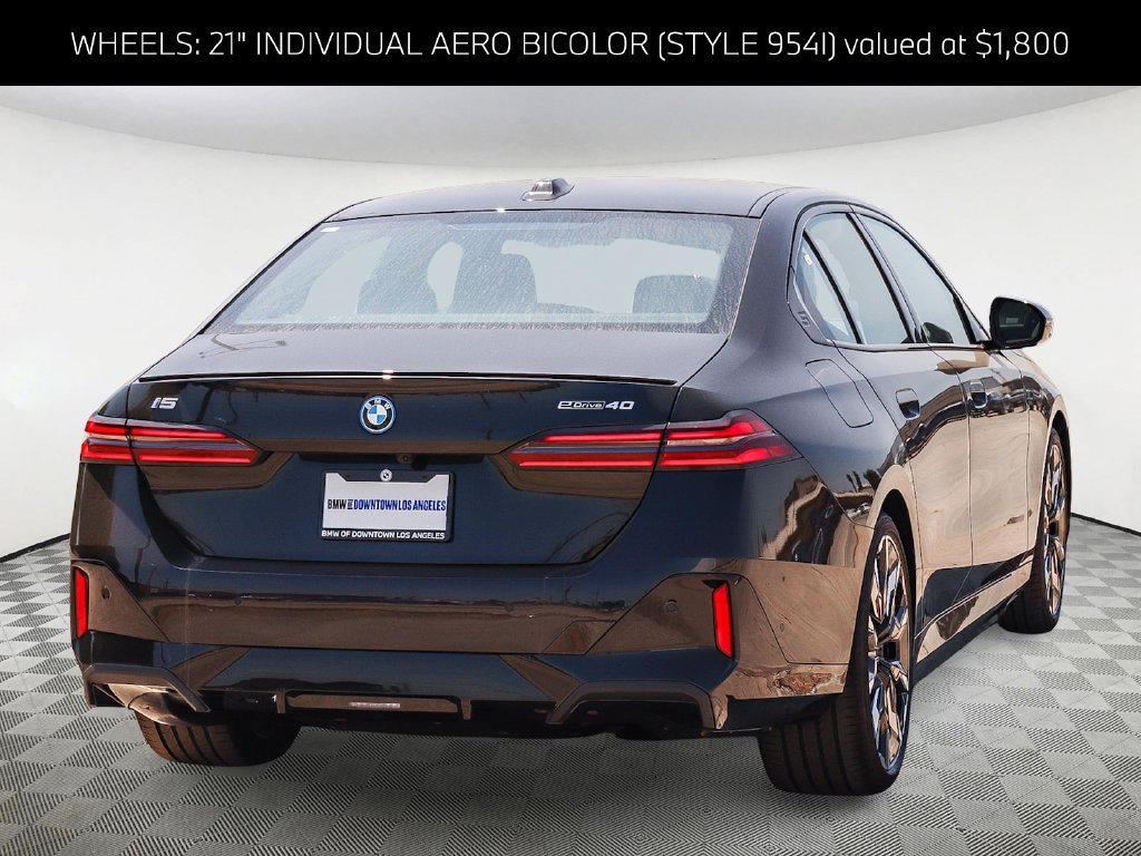 New 2027 BMW i5 M60 w/ M Sport Package RWD image 4