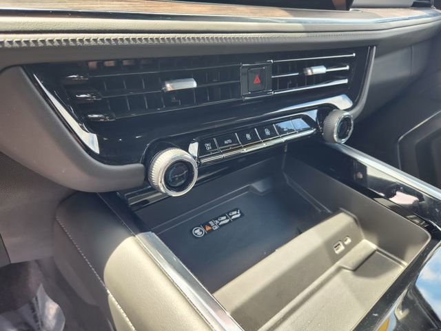 Used 2025 Chevrolet Tahoe LT AWD/4WD image 19
