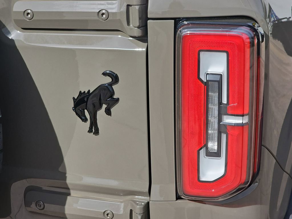 New 2025 Ford Bronco Outer Banks image 41