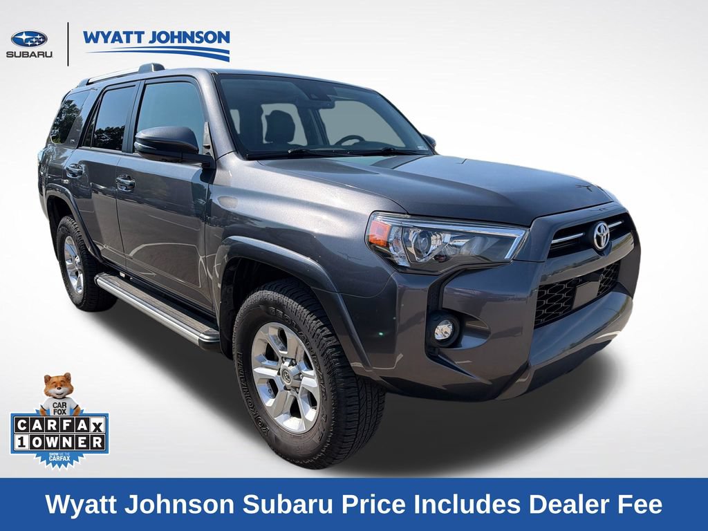 Used 2022 Toyota 4Runner SR5 Premium w/ Moonroof Package AWD/4WD image 8