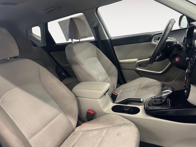 Used 2023 Kia Soul LX w/ LX Technology Package image 15
