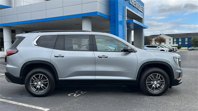 Certified 2025 GMC Acadia Elevation image 8