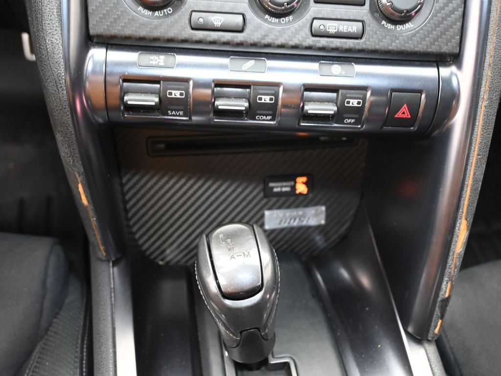 Used 2012 Nissan GT-R Premium image 29