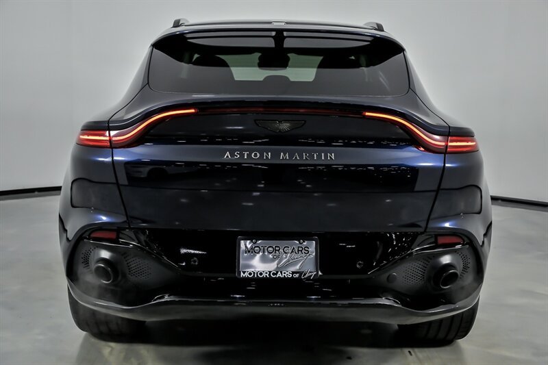 Used 2022 Aston Martin DBX AWD/4WD image 10
