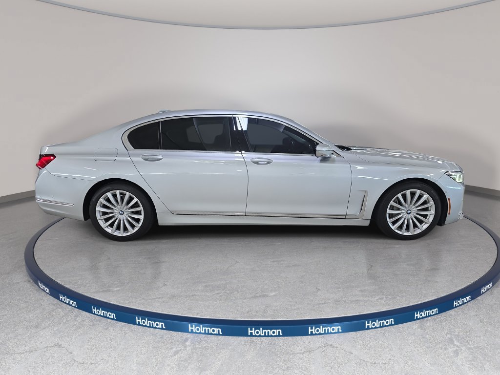 Used 2020 BMW 740i RWD image 4
