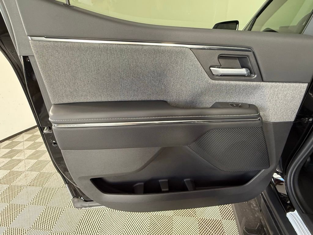 New 2026 GMC Sierra EV Elevation w/ Premium Package image 24