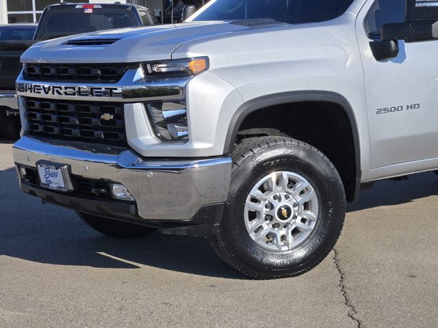 Used 2023 Chevrolet Silverado 2500 LT w/ All Star Edition AWD/4WD image 2