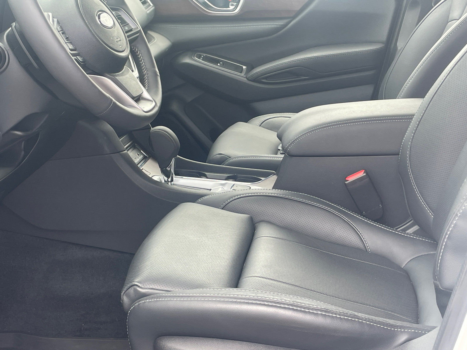 Certified 2025 Subaru Ascent Touring AWD/4WD image 10