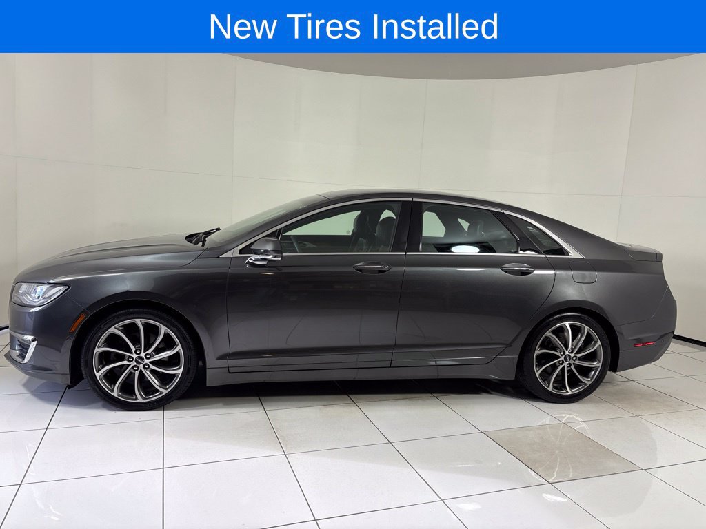 Used 2018 Lincoln MKZ Reserve w/ Technology Package FWD image 2