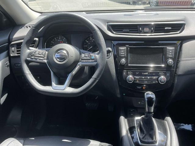 Used 2020 Nissan Rogue SL FWD image 23