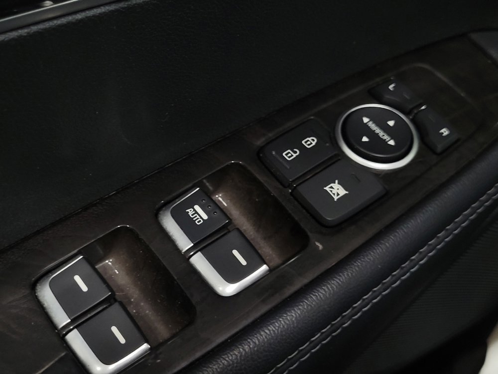 Used 2016 Kia Sorento LX image 27