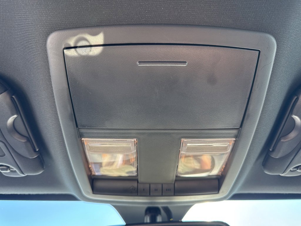 Used 2014 Dodge Challenger SRT8 image 19