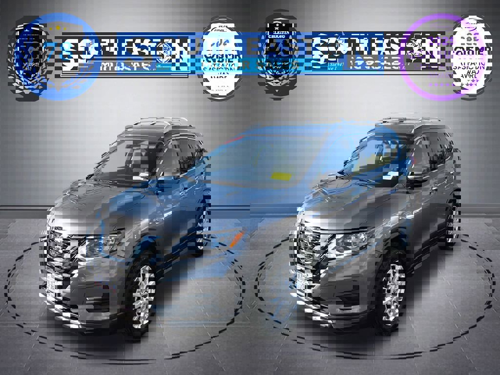 Used 2017 Nissan Rogue SV