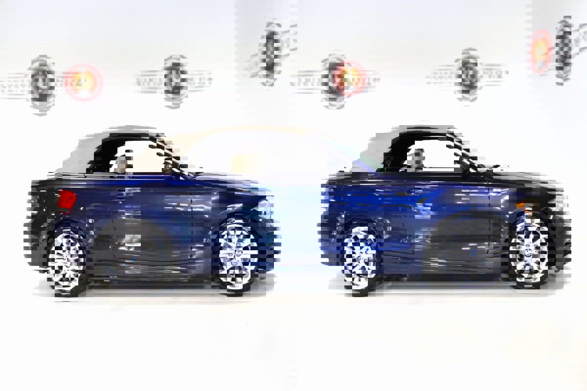 Used 2012 BMW 135i Convertible image 5