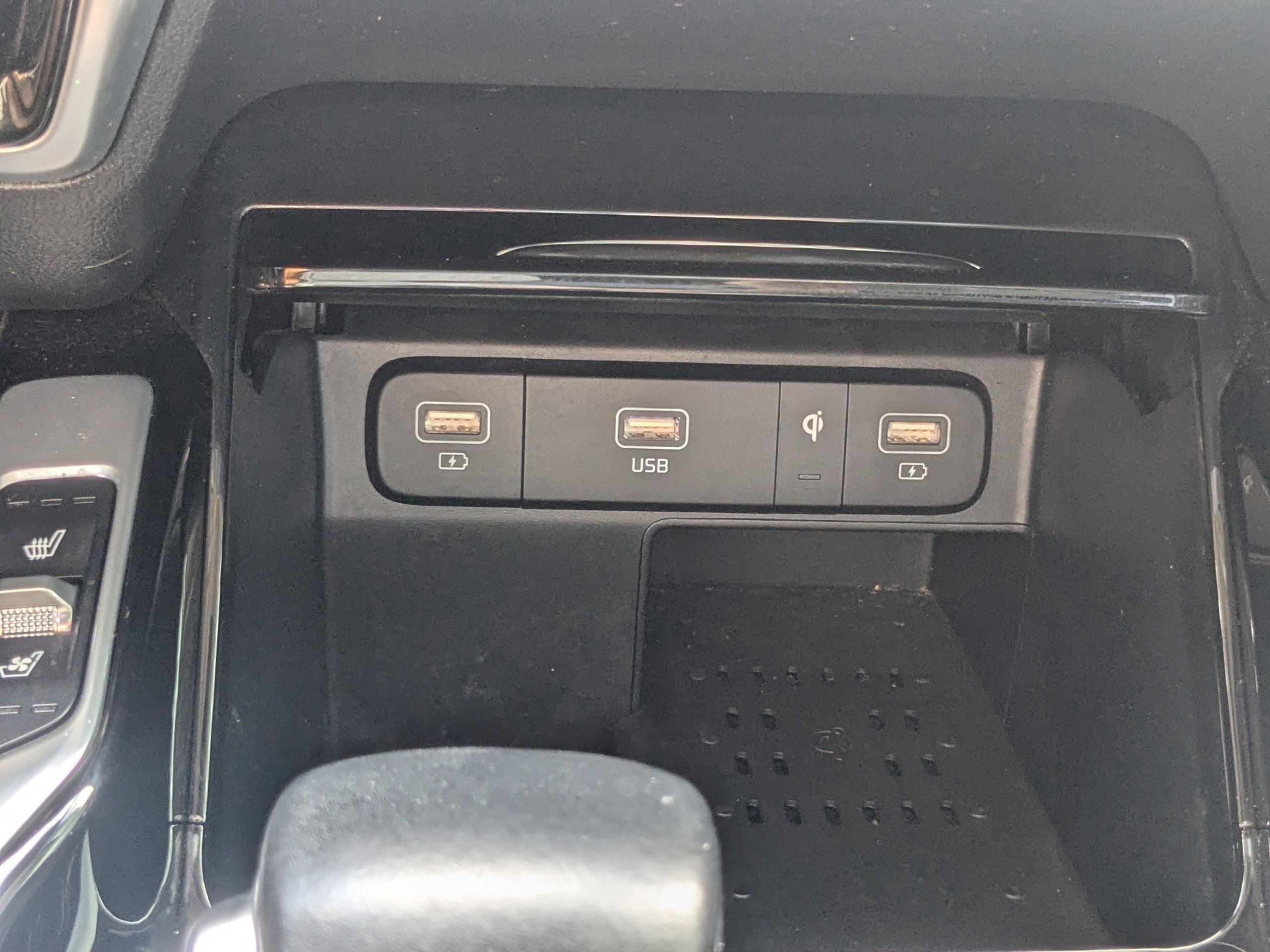 Used 2022 Kia Sorento SX image 27