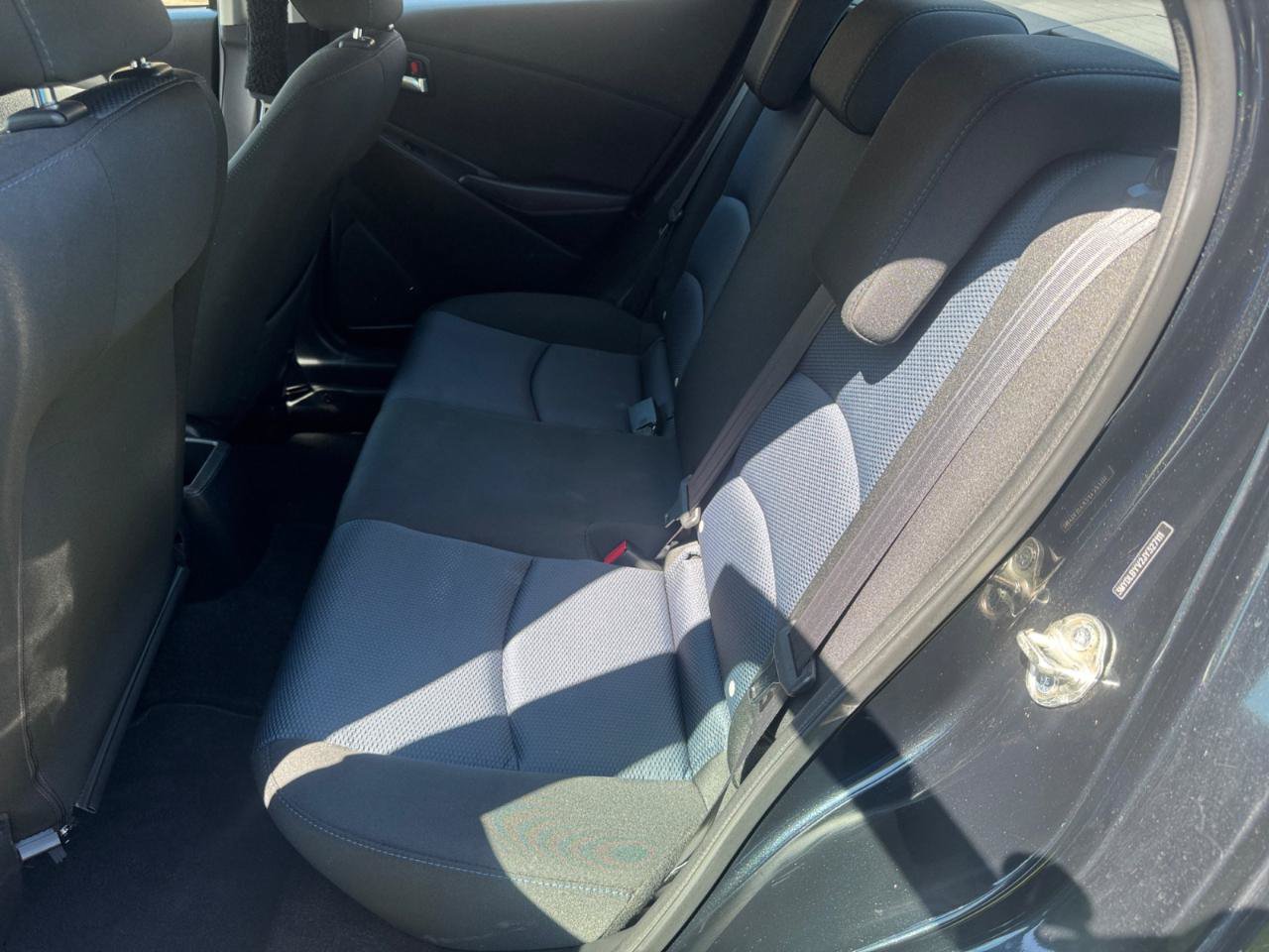 Used 2018 Toyota Yaris iA FWD image 5