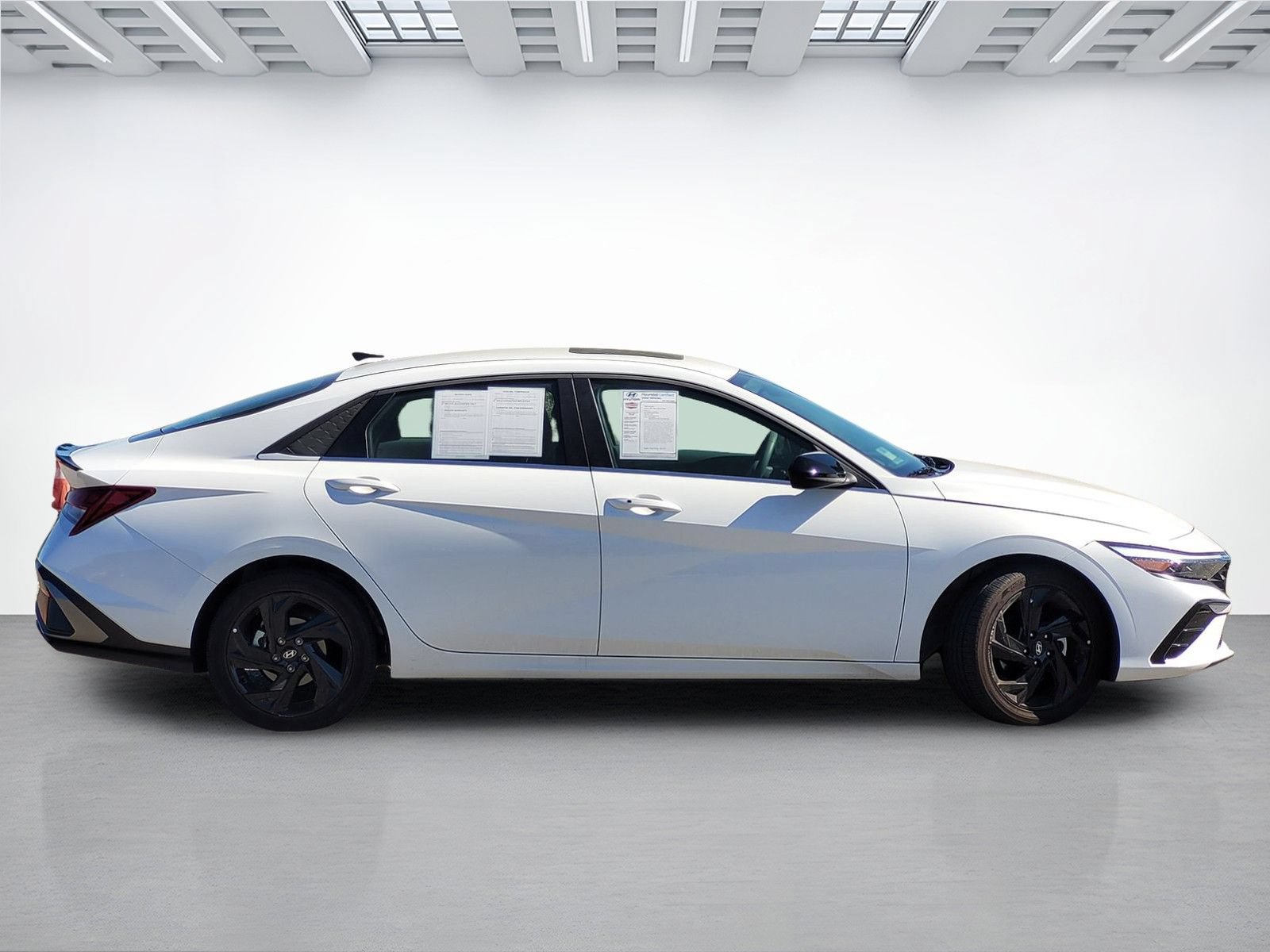 Certified 2026 Hyundai Elantra SEL Sport Premium FWD image 3
