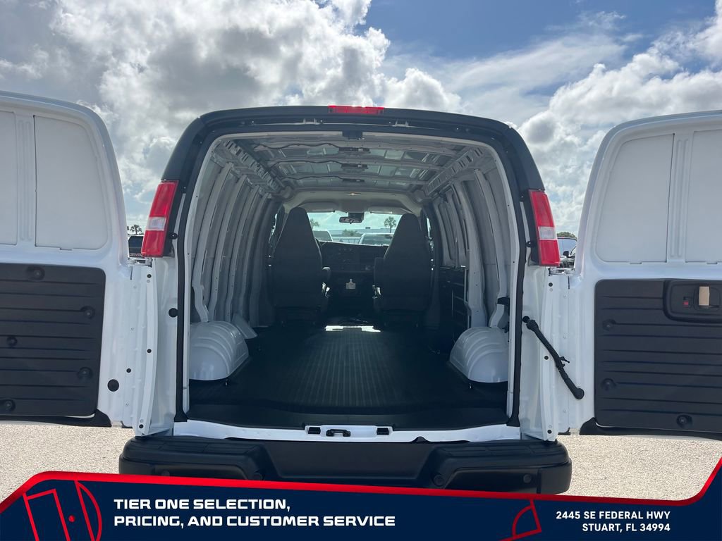 New 2026 GMC Savana 2500 w/ Driver Convenience Package RWD image 11