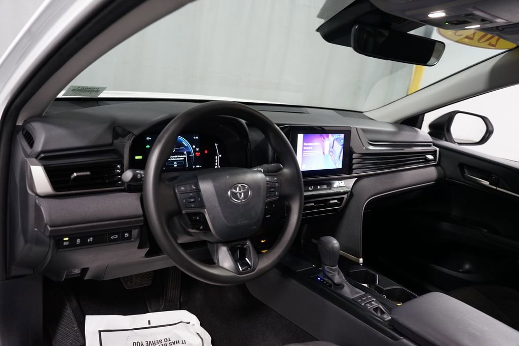Certified 2025 Toyota Camry LE w/ Convenience Package image 11