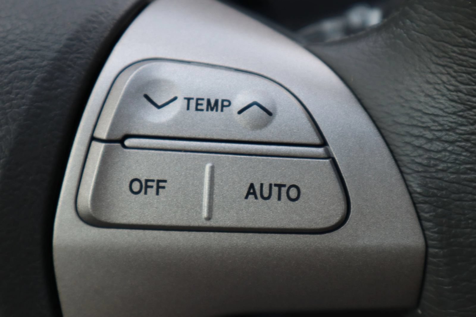 Used 2008 Toyota Camry Hybrid FWD image 25