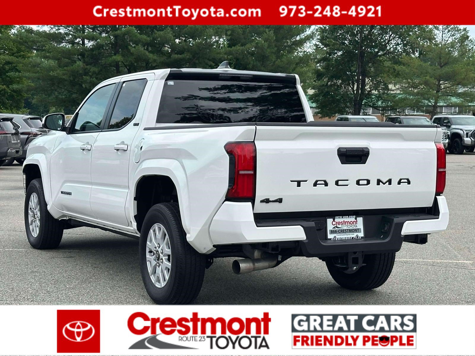 Certified 2025 Toyota Tacoma SR5 AWD/4WD image 4