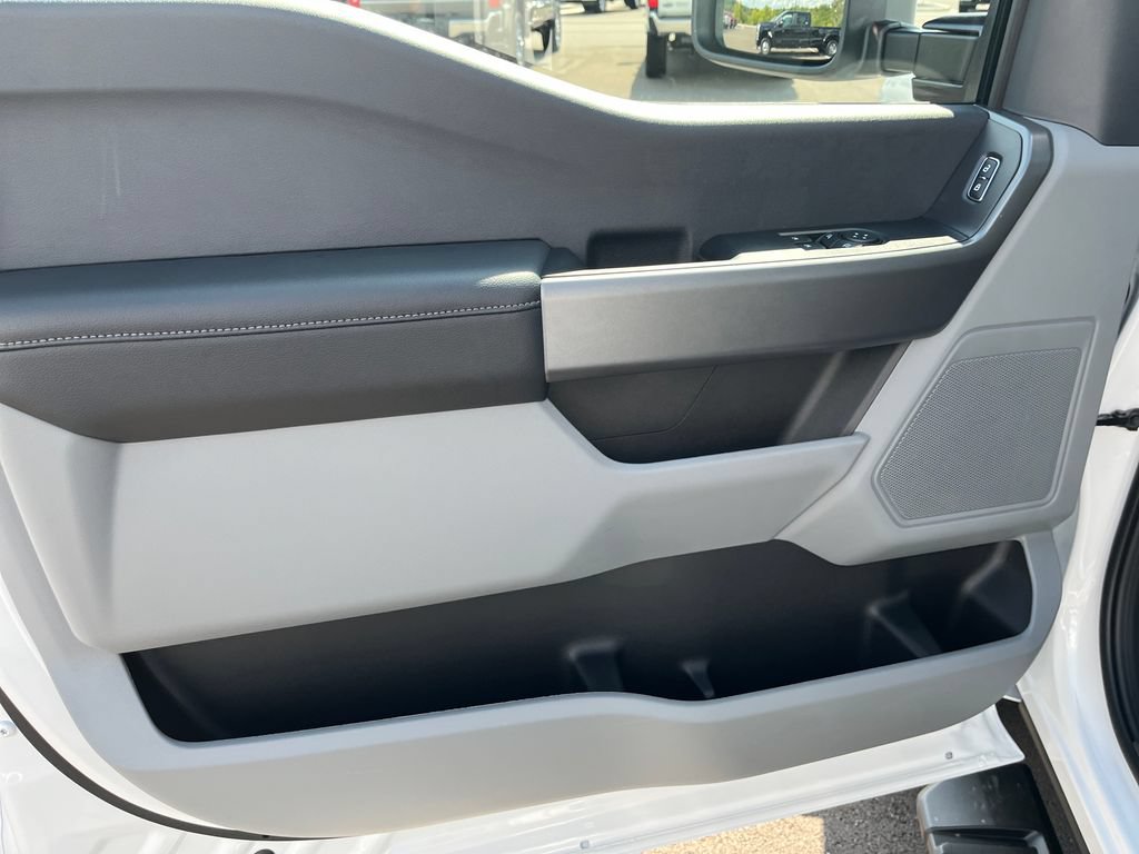 New 2027 Ford F350 XL w/ STX Appearance Package AWD/4WD image 12