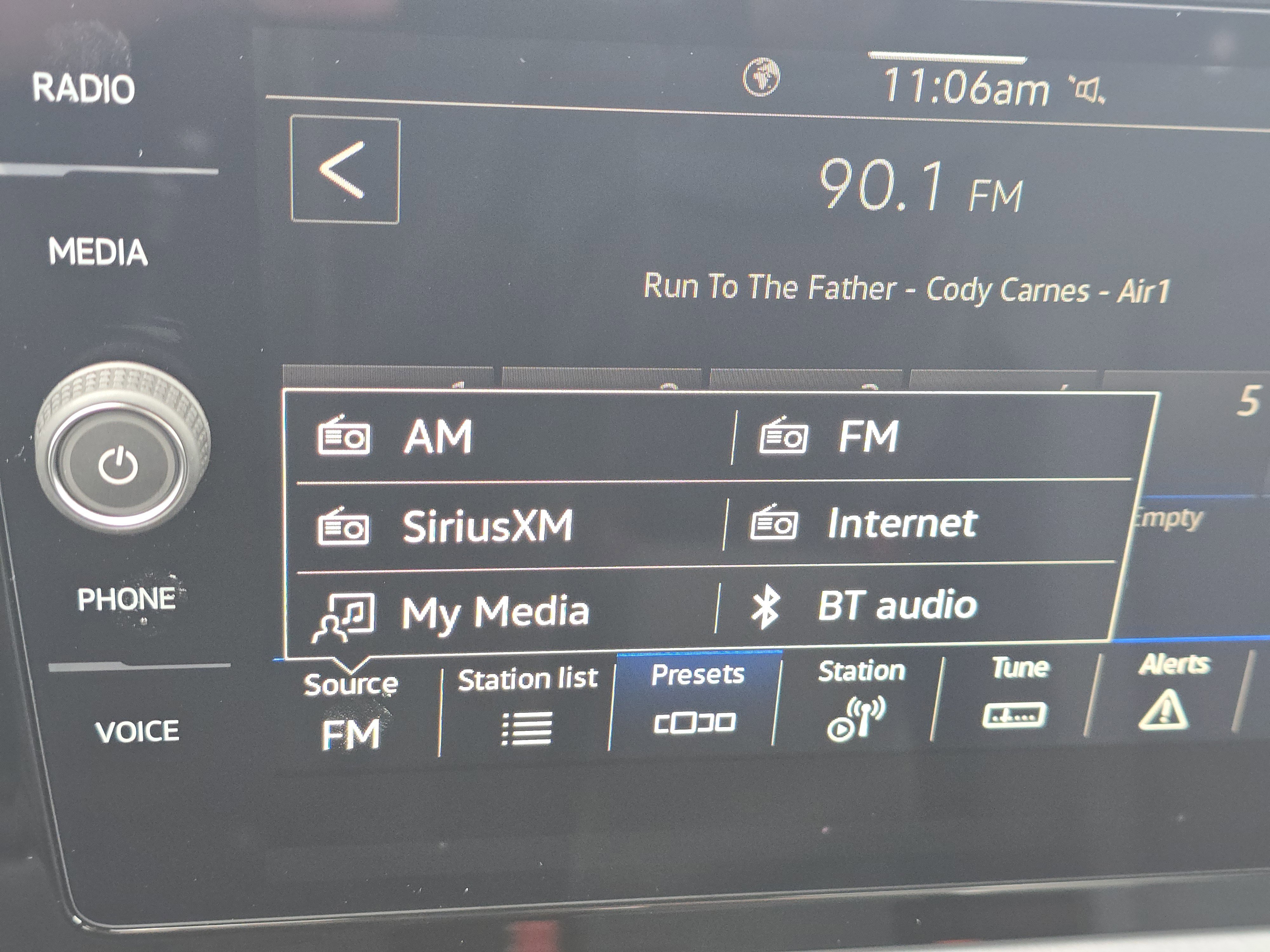 New 2026 Volkswagen Jetta SE image 10