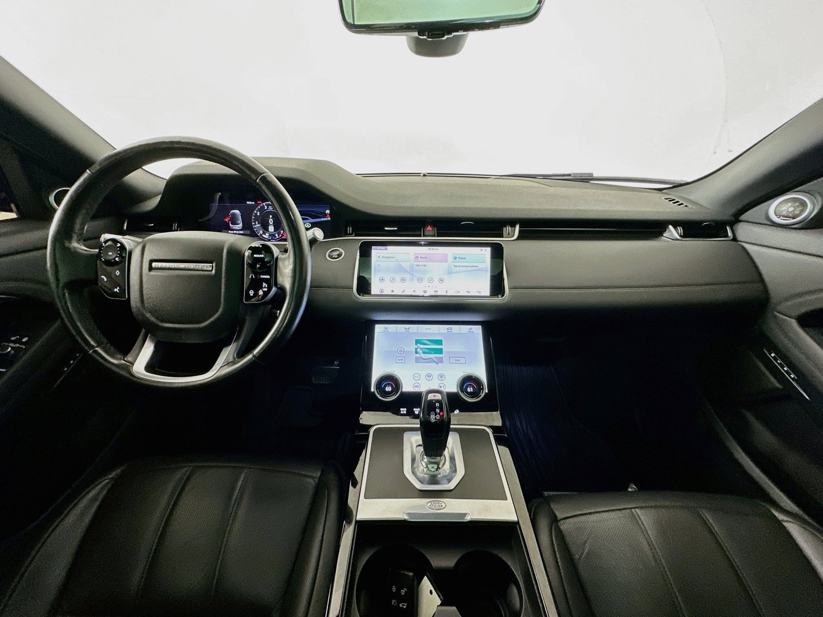 Used 2020 Land Rover Range Rover Evoque SE AWD/4WD image 14