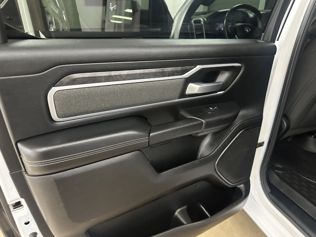 Used 2021 RAM 1500 Big Horn image 48