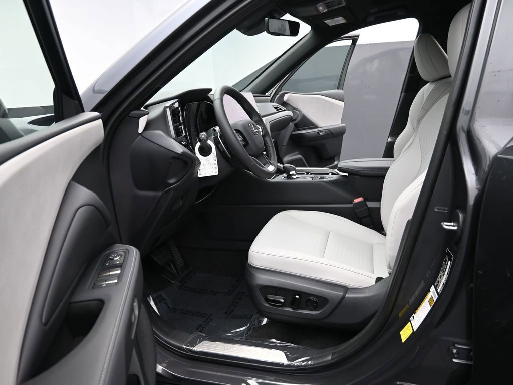 New 2026 Lexus TX 350 FWD image 13