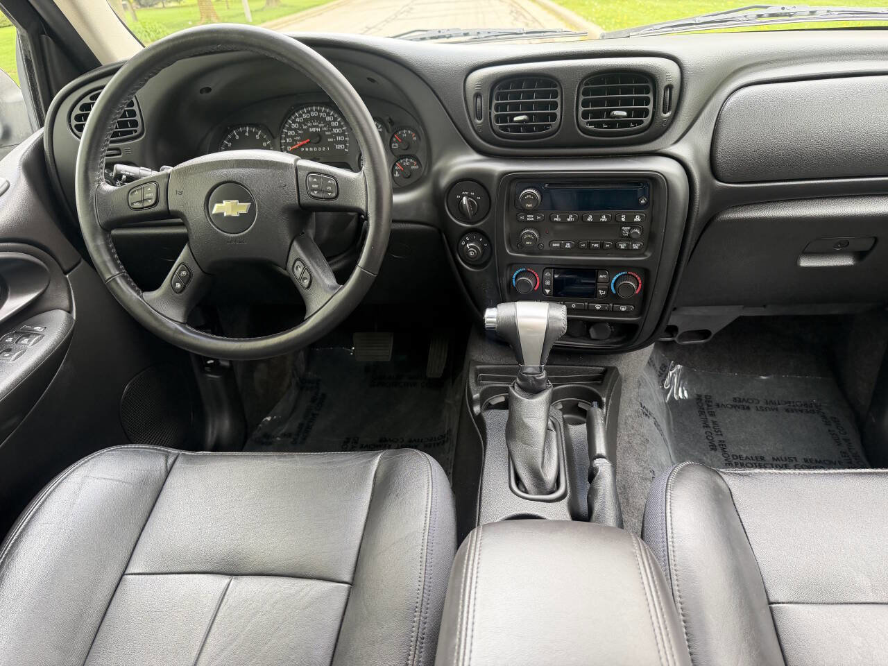 Used 2008 Chevrolet TrailBlazer LT w/ Sun And Sound Package AWD/4WD image 16