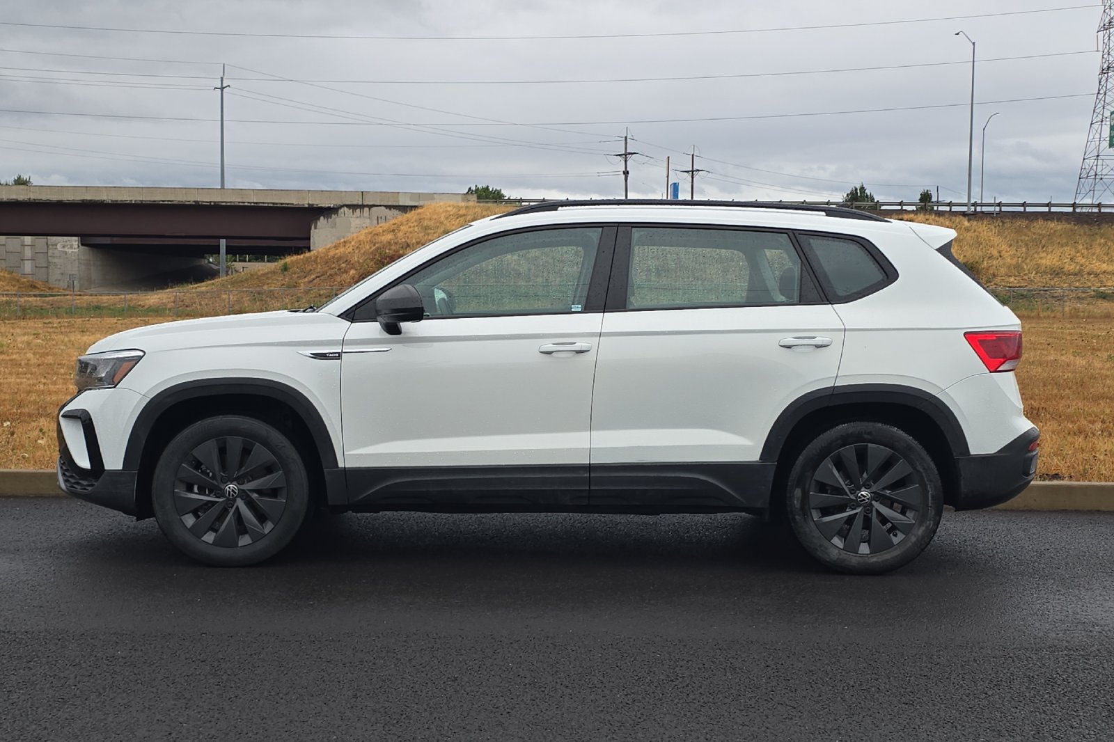 Used 2022 Volkswagen Taos S AWD/4WD image 6