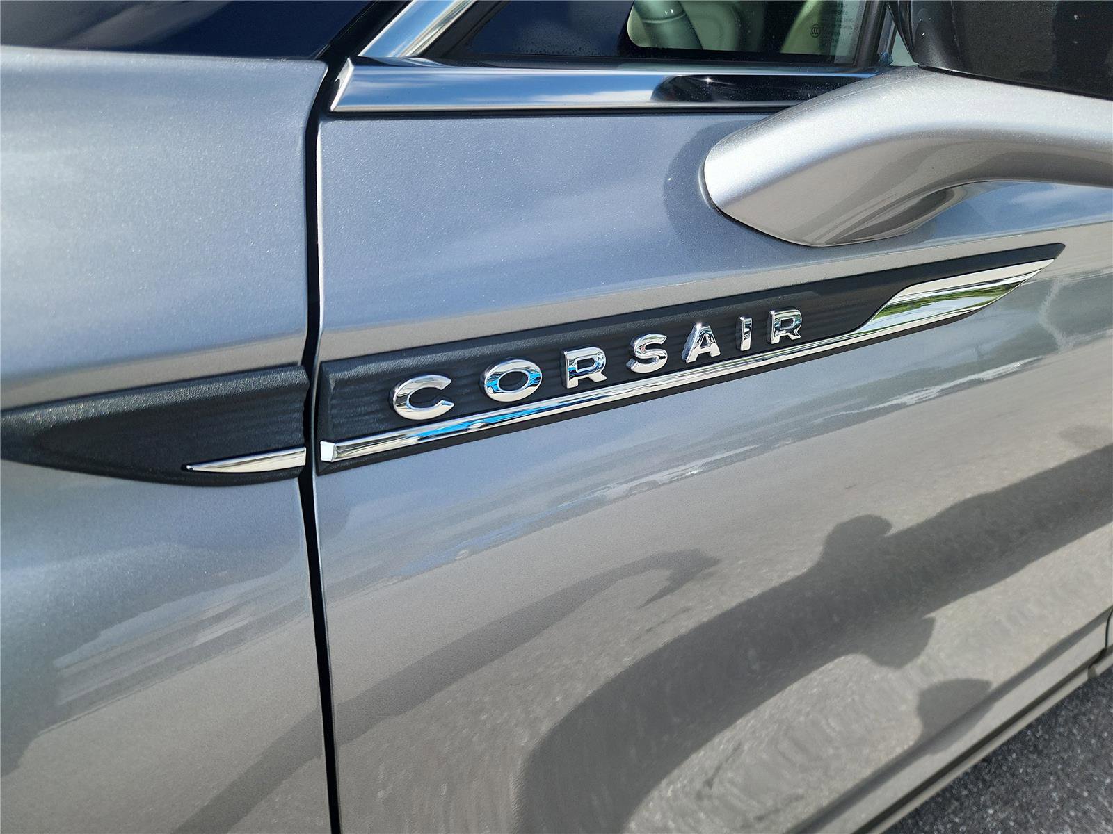 Used 2024 Lincoln Corsair FWD image 10