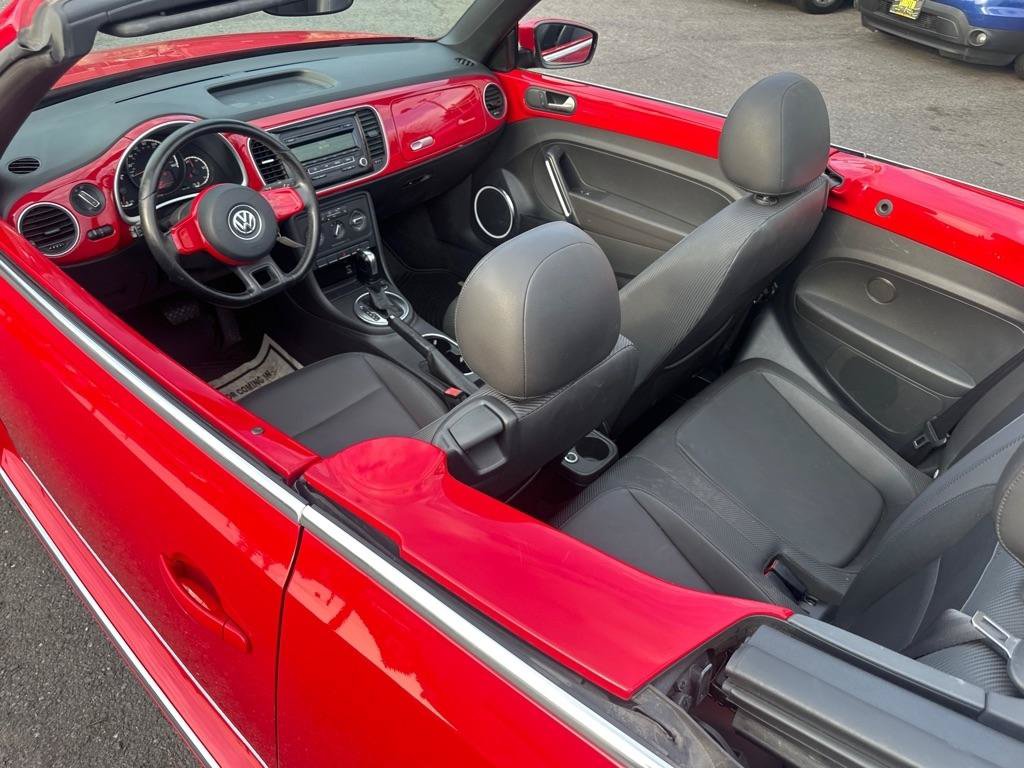 Used 2013 Volkswagen Beetle 2.5 FWD image 32