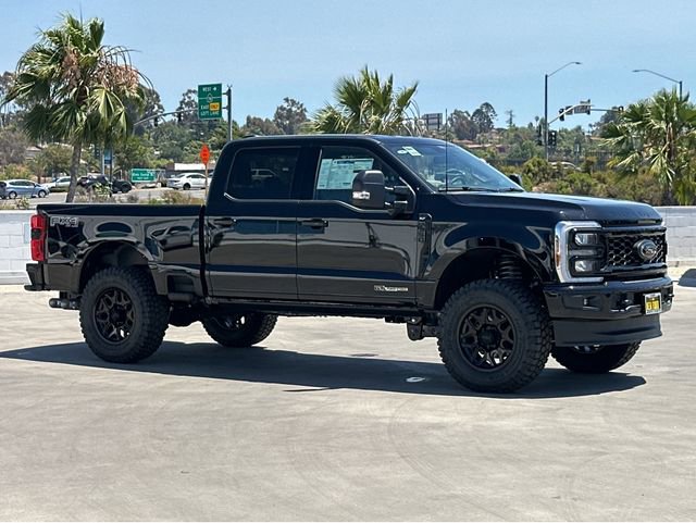 New 2025 Ford F350 XLT w/ Black Appearance Package image 3