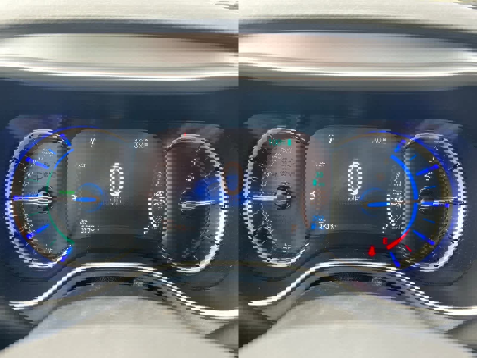 Used 2021 Chrysler Pacifica Touring w/ S Appearance Package image 26