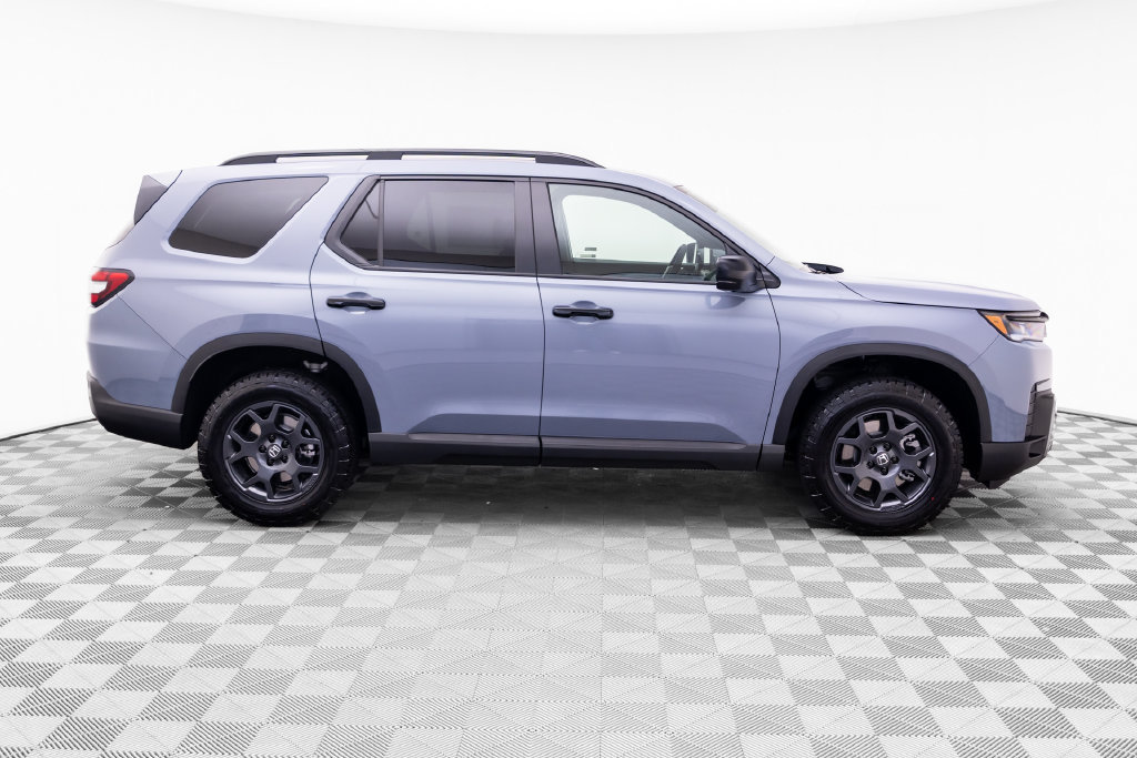 New 2026 Honda Pilot TrailSport image 7