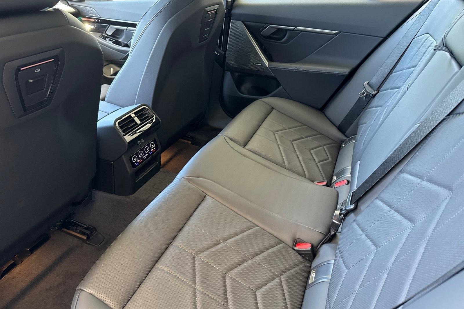 New 2026 BMW 530i w/ Premium Package image 22